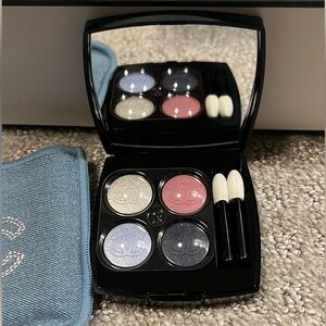 Chanel denim dream eye shadow with pouch